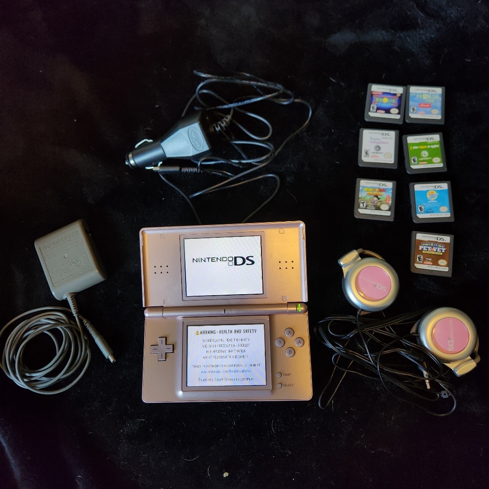 Nintendo DS Lite